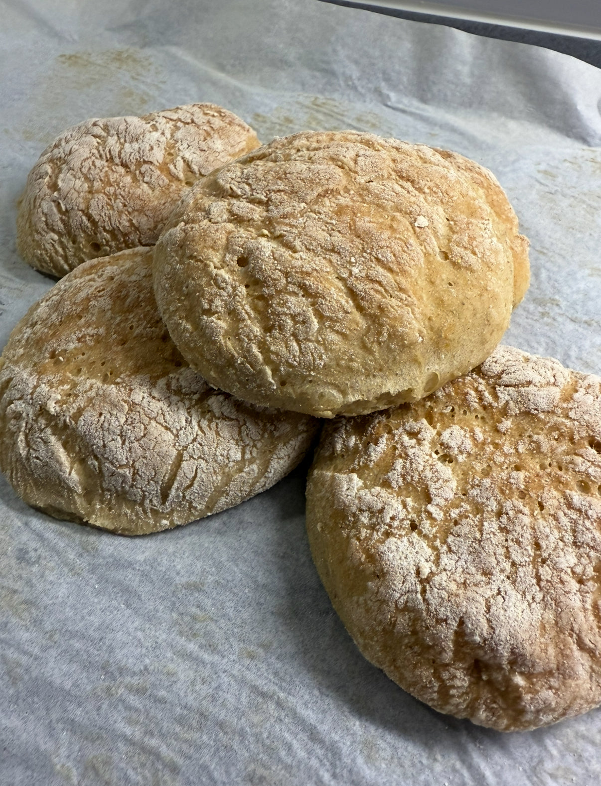 Café Noní | Sämpylä | GLUT/LAKT